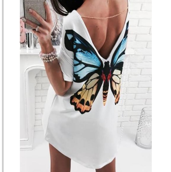 Tops - High Low V-neck Back Butterfly T-shirt